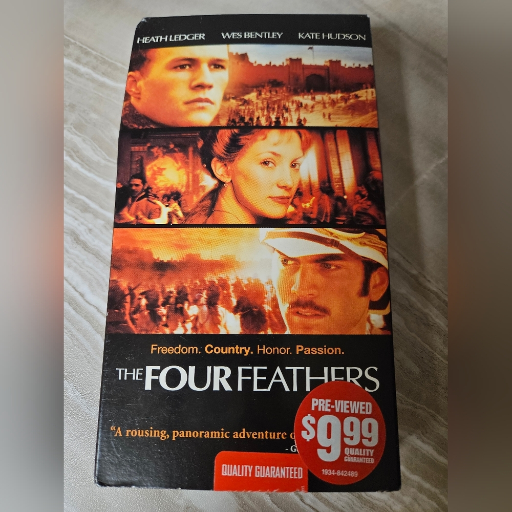 The Four Feathers VHS Tape‎